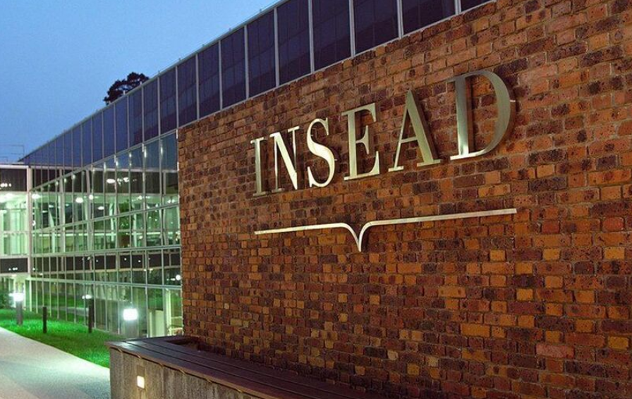 Une vue du campus de l'INSEAD.